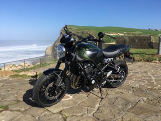 Kawasaki Z900RS - Moto Retro-Sport café racer
