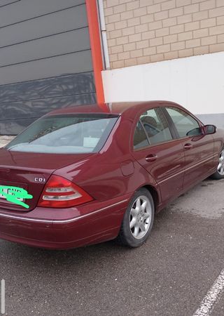 Mercedes-Benz Clase C 2004