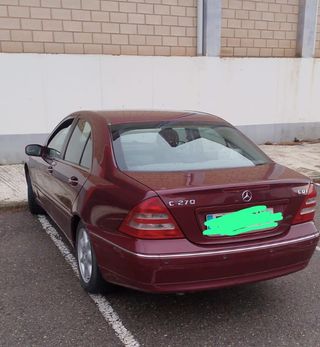 Mercedes-Benz Clase C 2004