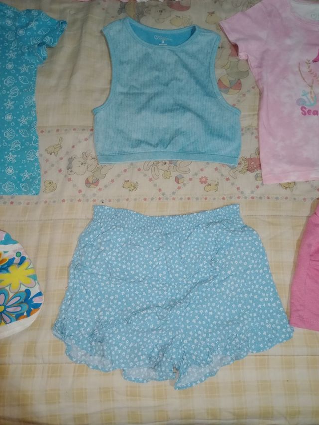 Lote de niña de 4 a 5 años