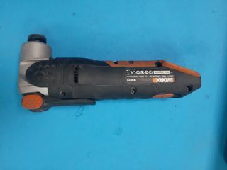 MULTI H. OSCILANTE WORX WX678 Y NIVEL LÁSER TRÍPOD