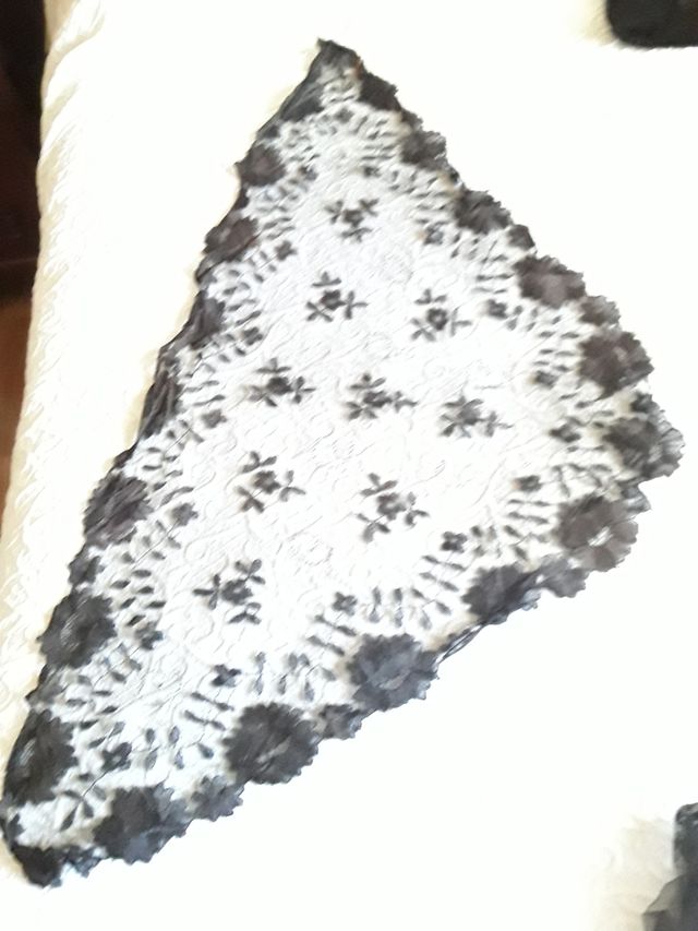 Dos mantillas de blonda pequeña 1mX 50cm