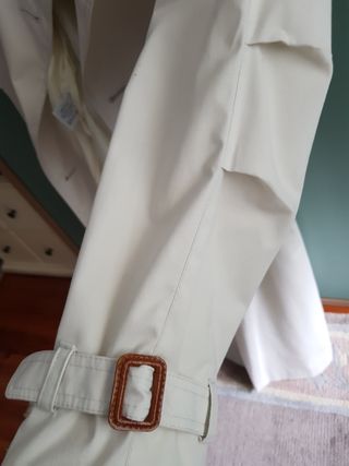 Gabardina blanco roto