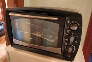 Horno eléctrico con grill 