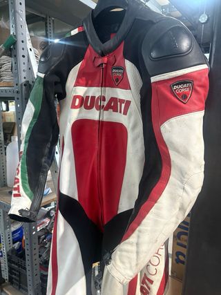 Mono dainese Ducati no negociable