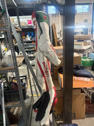 Mono dainese Ducati no negociable