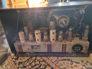 Radio antigua Philips Be-392-A