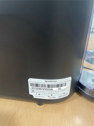 Cafetera Nespresso Vertuo 2024