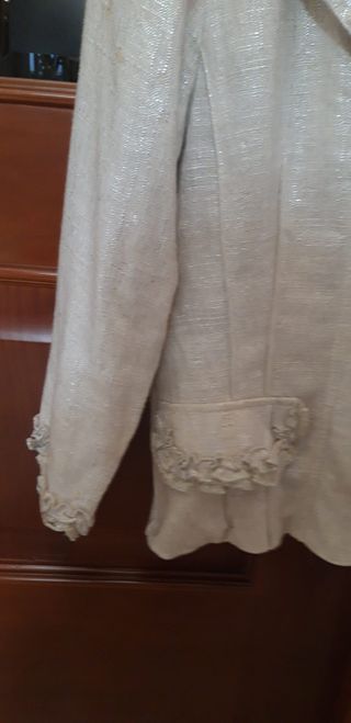 Chaqueta de lino con hilos plateados