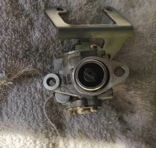 2 bombas de aceite,cdi y eje bomba aceite scooter