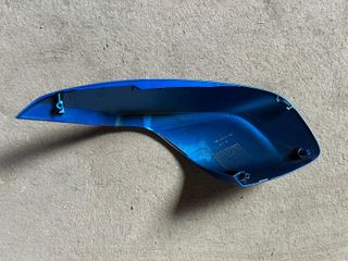 Embellecedor guardabarros Tricity 125 derecho