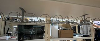 Escritorio blanco Ikea, patas en A