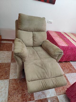 Sillón relax abatible y balancín.