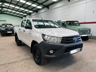 Toyota Hilux 2.4 D4D GX DOBLE CABINA 