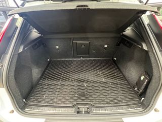 Volvo XC40 2.0 D4 AWD RDesign Auto 