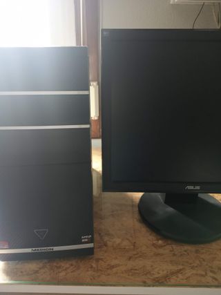 ordenador pc+pantalla+altavoces