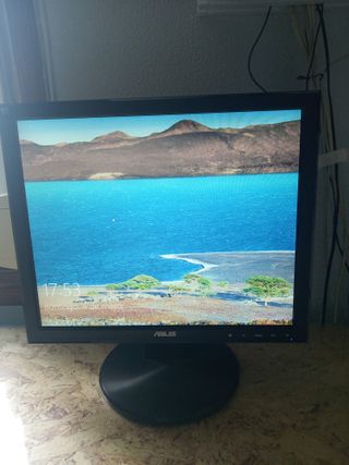 ordenador pc+pantalla+altavoces