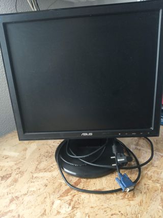 ordenador pc+pantalla+altavoces