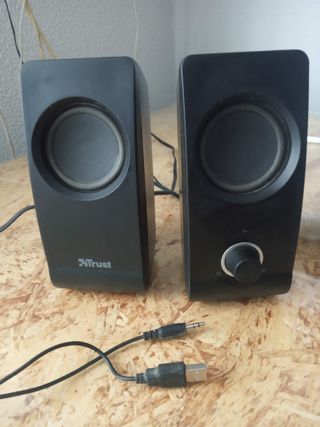 ordenador pc+pantalla+altavoces