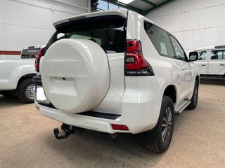 Toyota Land Cruiser 2.8 D4D VX 