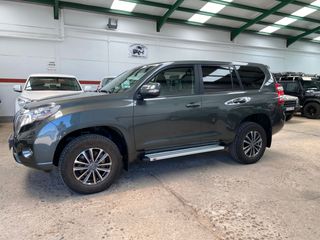 Toyota Land Cruiser 2.8 D4D LARGO 