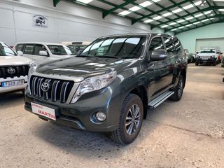Toyota Land Cruiser 2.8 D4D LARGO 