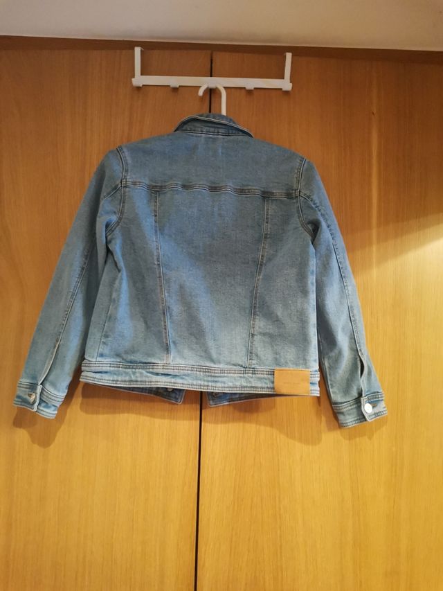 Cazadora vaquera niña