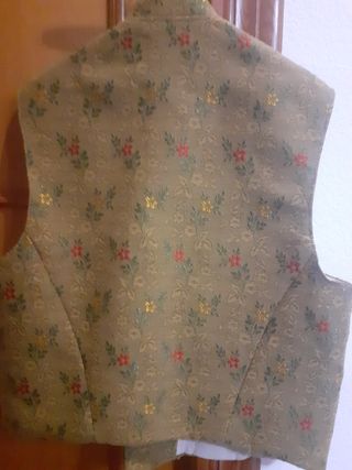Chaleco fallero con etiqueta Borras seda talla 48