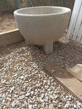 Jardinera piedra antigua gris