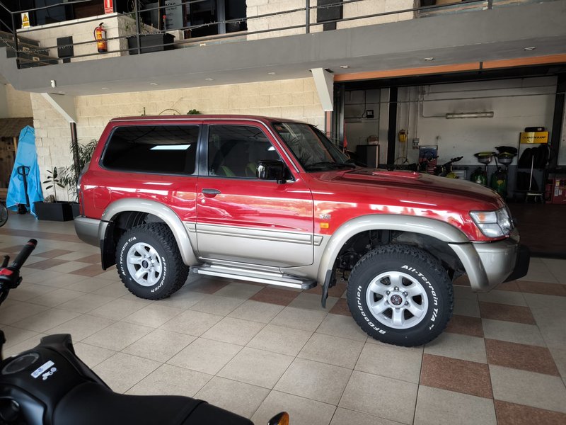 Nissan Patrol 2000 - foto 1