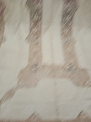 Manteleria de lino y precioso encaje de burano