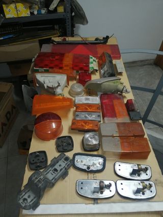 Tulipas coche furgoneta  clasico