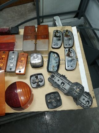 Tulipas coche furgoneta  clasico