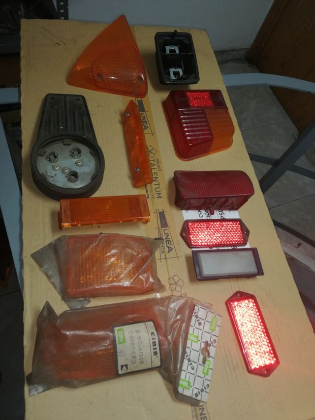 Tulipas coche furgoneta clasico