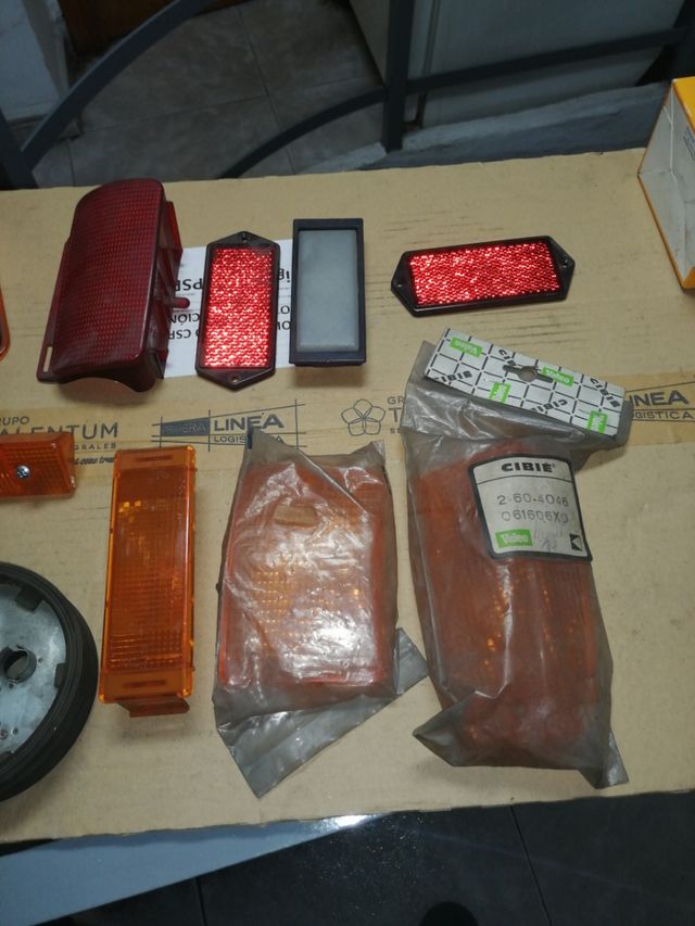 Tulipas coche furgoneta clasico