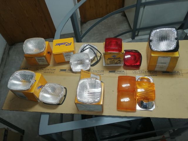 Tulipas coche furgoneta clasico