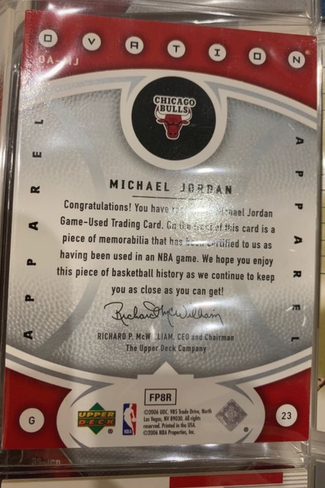 Carta Upper deck Michael Jordan Bulls Jersey card