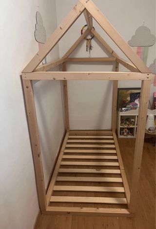 Cama casita estilo Montessori 