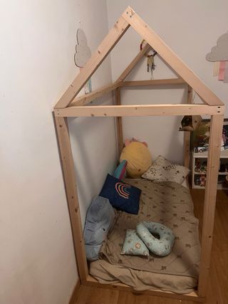 Cama casita estilo Montessori 