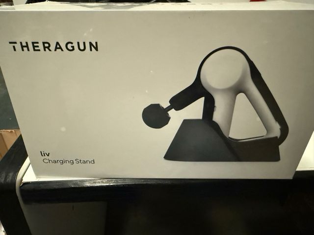 Soporte Carga Theragun liv