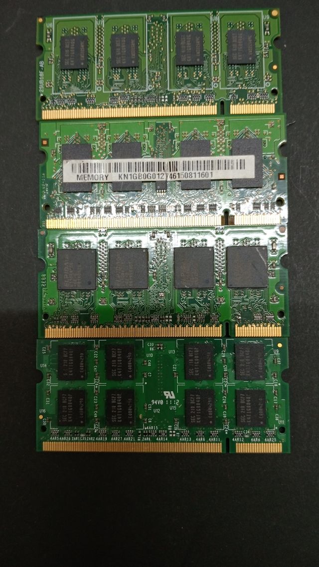 Lote RAM para Laptop DDR2 - 10 módulos