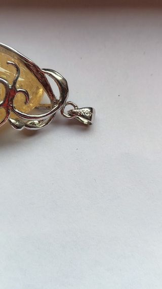 Ciondolo artigianale 18kgp pietra gialla