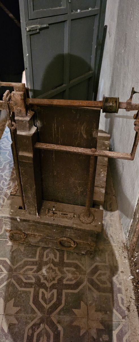 Báscula antigua.