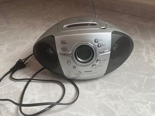 Radio CD Schneider portátil