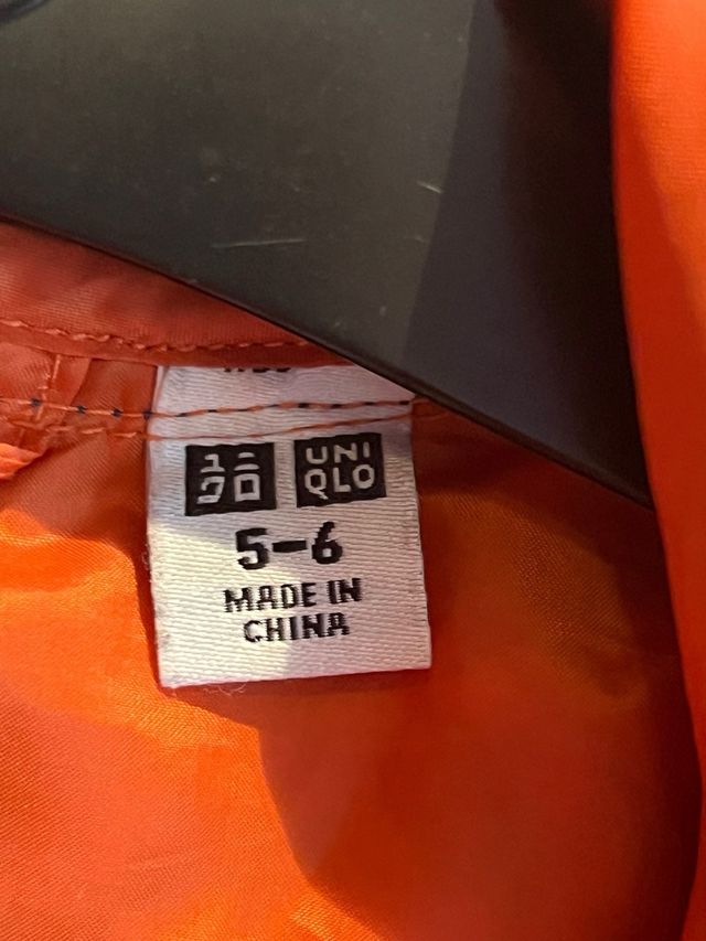 Chaqueta acolchada UNIQLO niño Talla 5-6