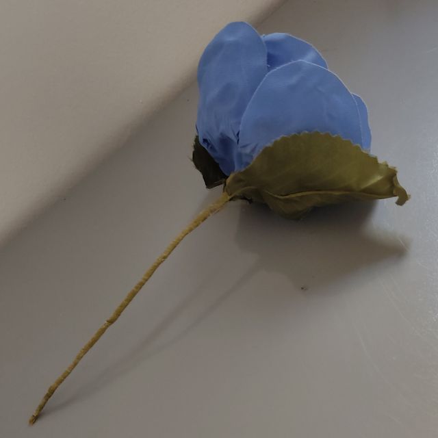 Flor celeste de flamenca modelo rosa