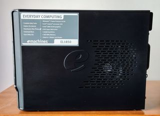 eMachines EL1850 GMA X4500 Mini