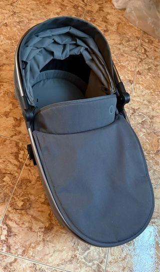 Carrito bebé ligero usado