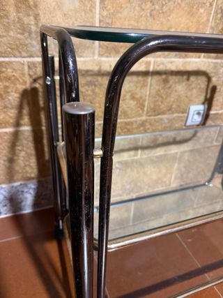 Mesa auxiliar cristal ruedas