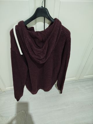Sudadera H&M marrón XL con capucha color burdeos 